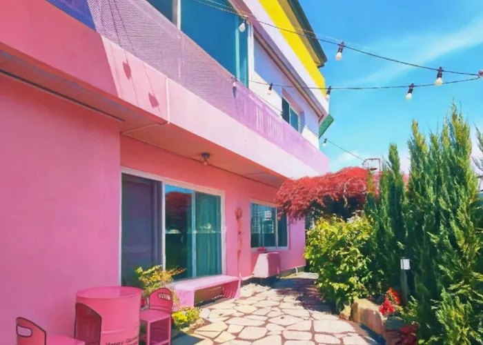 Happy Garden Guesthouse